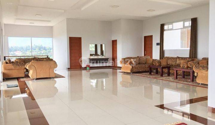 Di jual vila cisarua puncak bogor 2