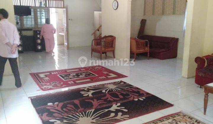 Di jual vila puncak cisarua 2