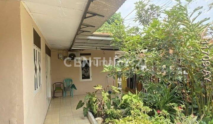 Dijual Rumah Lama Terawat Halaman Luas Dibuaran Indah Tangerang   2