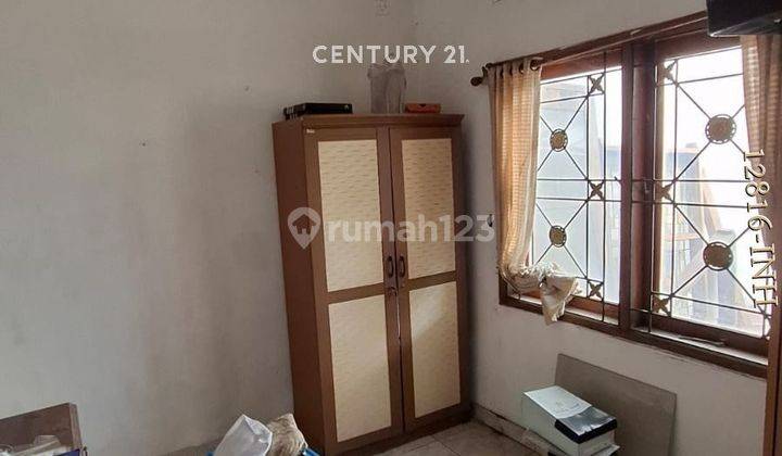 Dijual Rumah Hook Di Area Dekat Stasiun Sudimara 2