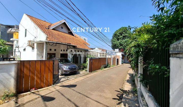 Dijual Rumah Hook Di Area Dekat Stasiun Sudimara 1