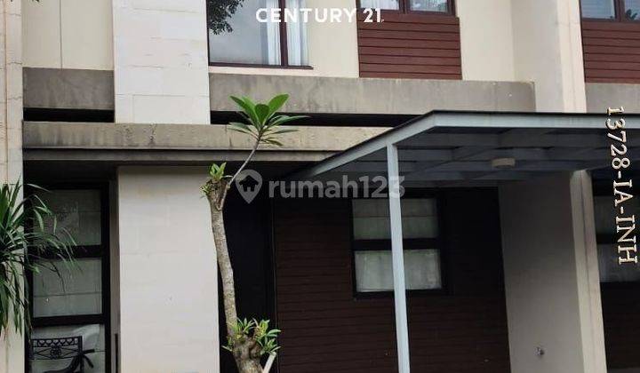 Rumah Siap Huni Rapi Asri Nyaman Dijual Dalam Cluster Area BSD 1