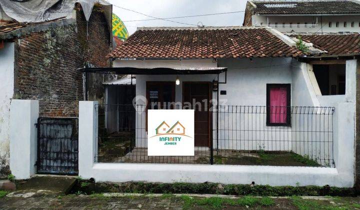 Disewakan Rumah Yang Cocok Untuk Hunian Bersama Keluarga Di Kota Jember 1