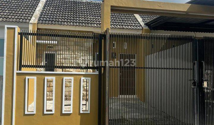 Disewakan Rumah Minimalis Cocok Untuk Hunian Bersama Keluarga Di Kota Jember 1