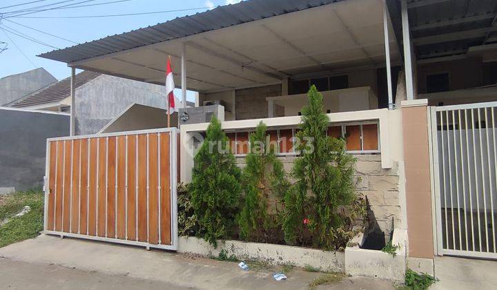 Disewakan Rumah Cantik Nyaman Huni di Kawasan Kota Jember 1