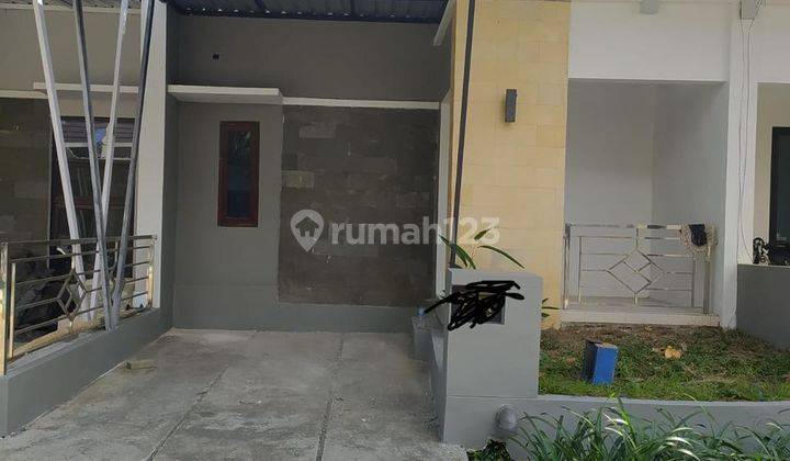 Dijual Rumah Cantik Dikawasan Elit Kota Jember 1