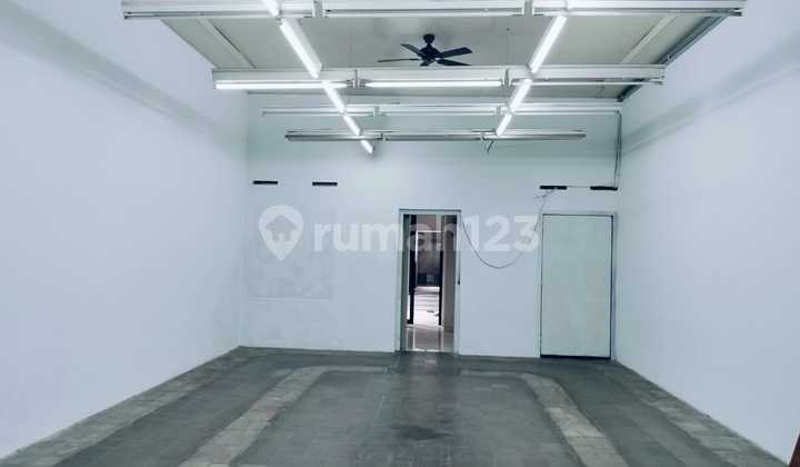 Ruang Usaha Mainroad Strategis di Ahmad Yani Bandung Ruang Usaha Mainroad Strategis di Ahmad Yani Bandung