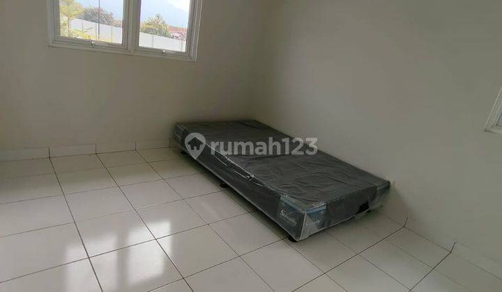 Rumah Posisi Hoek Cluster Dayana Summarecon Bandung 2