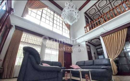 Well-Maintained House for Sale in Sersan Bajuri, Bandung 2