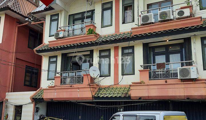 4 Unit Ruko Green Ville Maisonette, Kebon Jeruk, Jakarta Barat 1