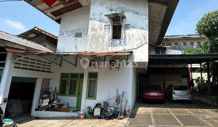 Turun Harga, Rumah Strategis di Jalan Raya Srengseng, Jakarta Barat 2