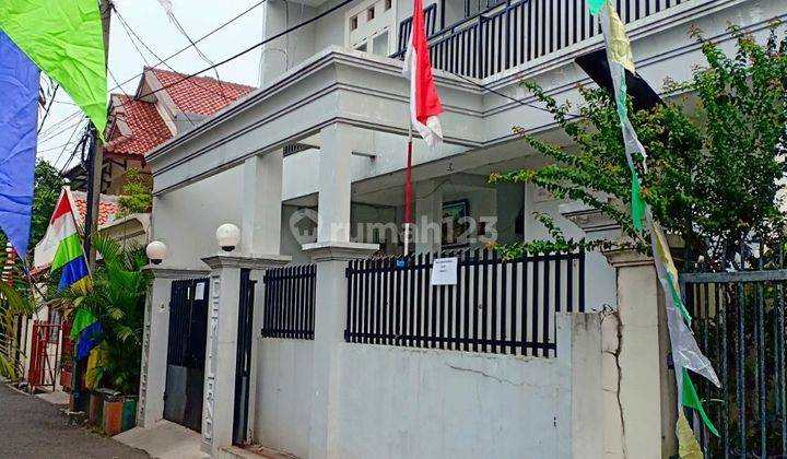 Rumah Kost 28 Kamar di Bintaro  1