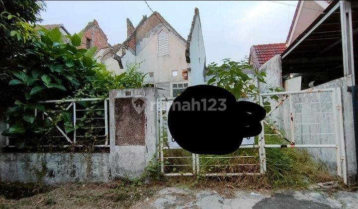 Rumah Tua Hanya Hitung Tanah nya saja di BSD Nusaloka  2