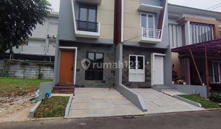 Rumah Brand New Desaign Industrial di BSD Kencana Loka 1