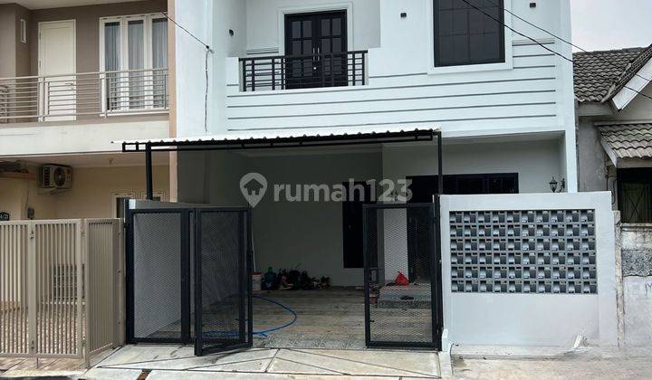 Rumah Baru Minimalis Classic di BSD Kencana Loka  1