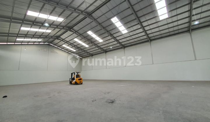 Multi-Functional and Ready-to-Use Warehouse in Jatake, Tangerang Multi-Functional and Ready-to-Use Warehouse in Jatake, Tangerang