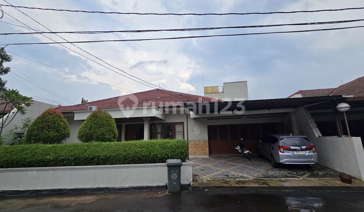 Rumah Dikawasan Elit Bergaya Modern Minimalis Area Gandaria 2