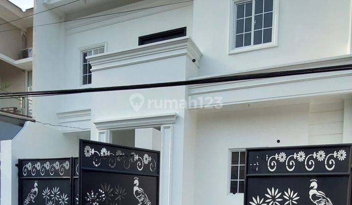 Rumah Cantik Siap Huni Di Villa Melati Mas  2