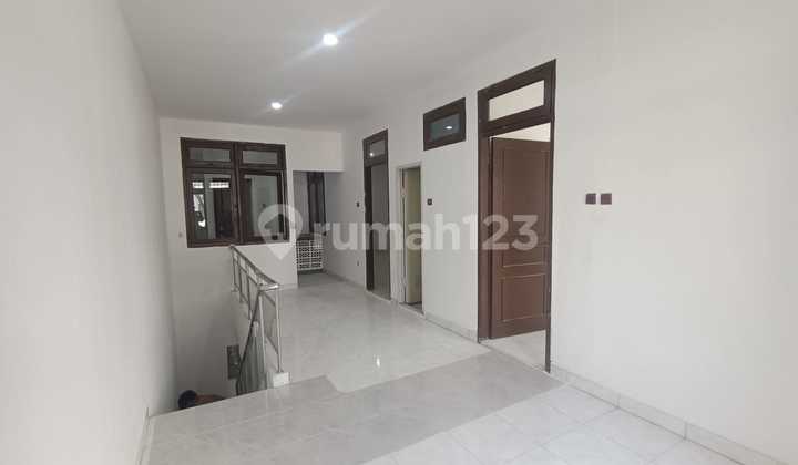 Quick Sale Ready House, Taman Palem, West Jakarta 2