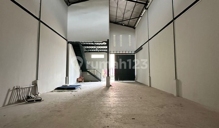 For Rent Warehouse on Kapuk Raya Street