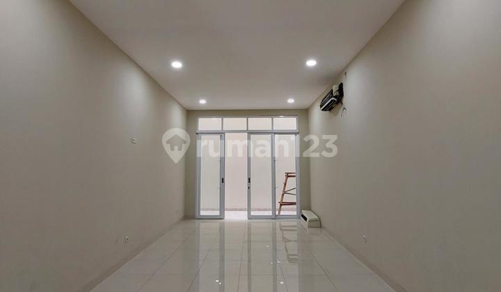 House in Pantai Indah Kapuk