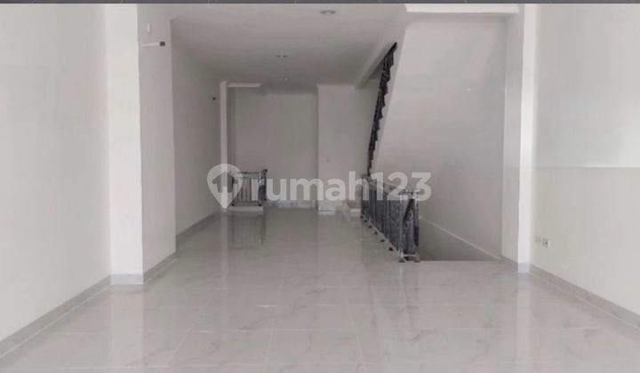For Rent: Connected Shop House in Sedayu City, Kelapa Gading