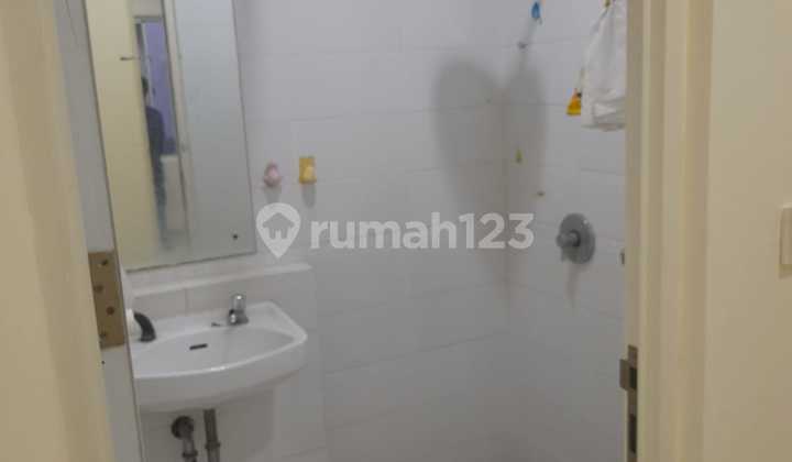 Dijual Rumah Golf Lake Residence 