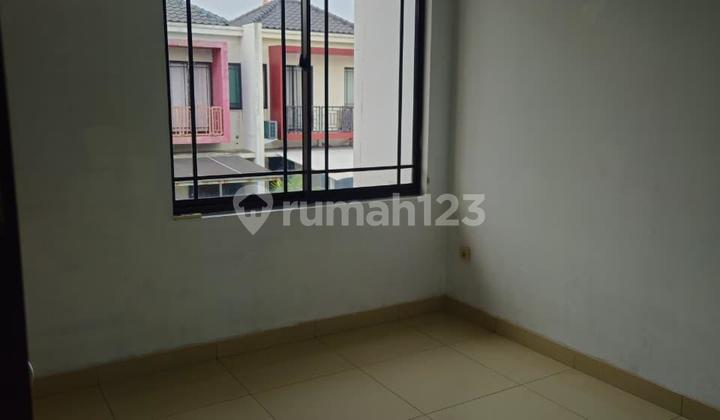 D Sewa Rumah Green Lake