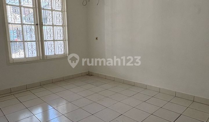 For Sale / Rent Muara Karang 8 House