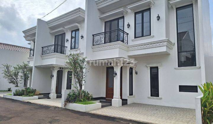 Dijual Rumah 2,5 lt Mewah Strategis di Jatiwaringin Pondok Gede 2