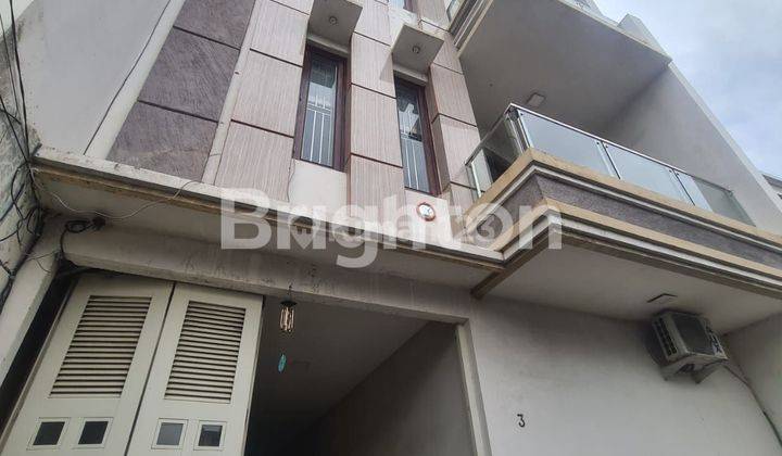 Rumah Mewah Semi Furnished Komplek BNI 46 Angke Jakarta Barat 1