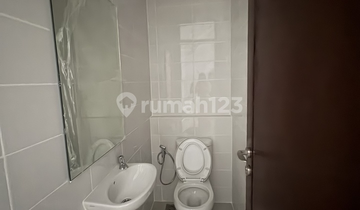 Euro Asia Osaka Pik 2, 3.5-Storey Strategic Commercial Building, 2 Units