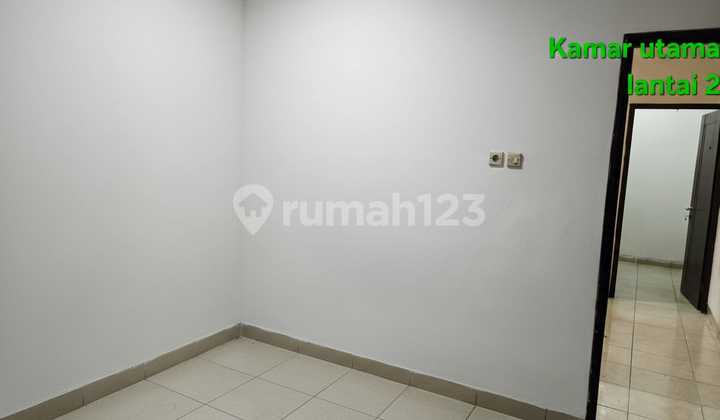 3-Storey House Teluk Gong North Jakarta 2