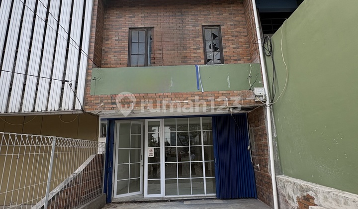 Strategic 3-Story Shop House with Spacious Parking on Rayaw Panjang Street, West Jakarta