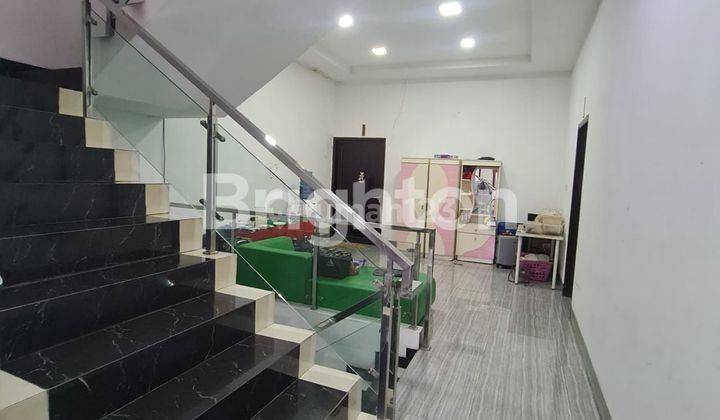 Rumah Mewah Semi Furnished Komplek BNI 46 Angke Jakarta Barat 2