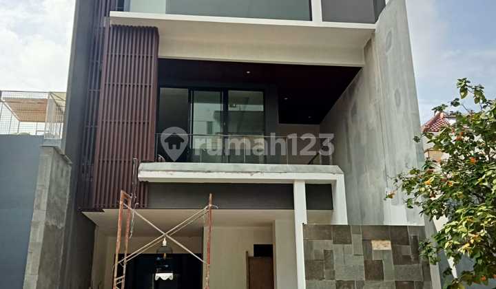 Rumah Baru Milenial 4 Lantai Permata Buana Jakarta Barat Rumah Baru Milenial 4 Lantai Permata Buana Jakarta Barat