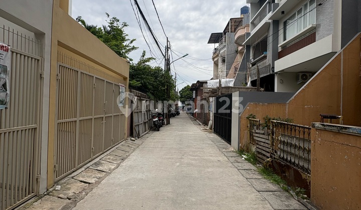 Rumah Baru 4 Lantai di Tanjung Duren Duri Kepa Jakarta Barat 2
