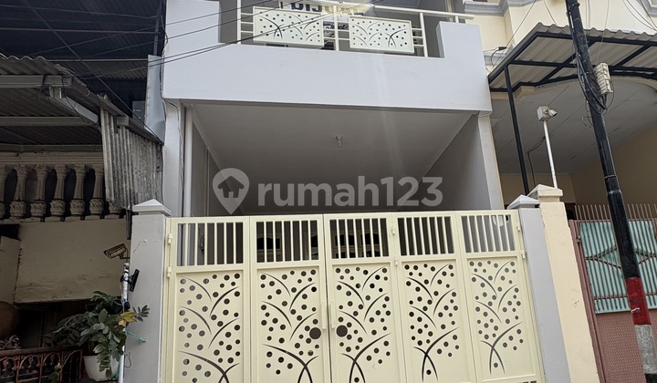 Rumah 2 Lantai Siap Huni di Teluk Gong Jakarta Utara