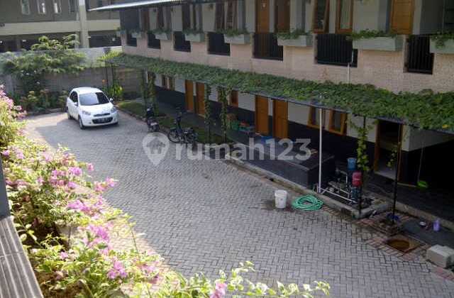 A Strategic Boarding House for Sale in West Surabaya 1