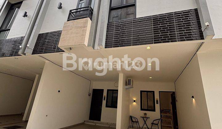 Rumah Baru 3 Lantai Semi Furnished Townhouse Private Cluster di Kedoya Jakarta Barat 1