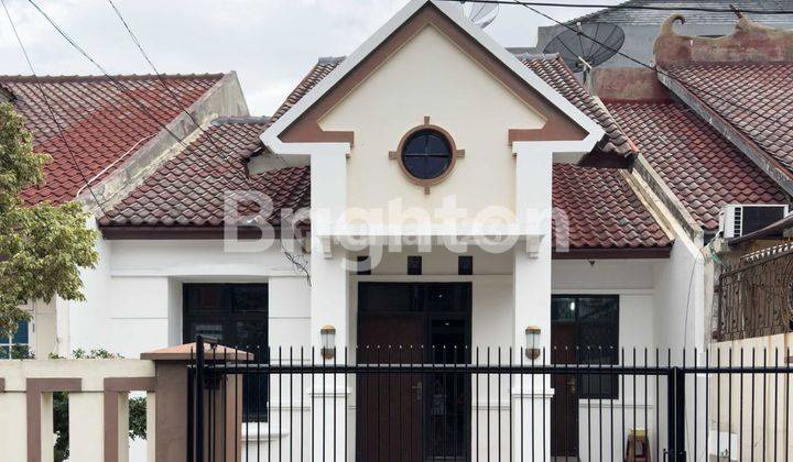 Murah Rumah komplek perumahan di Cluster Beverly Hills Duta Gardenia 1