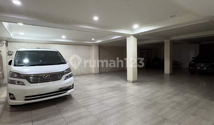 Rumah Mewah 4 Lantai Full Furnished di Pluit Murni Jakarta Utara 2