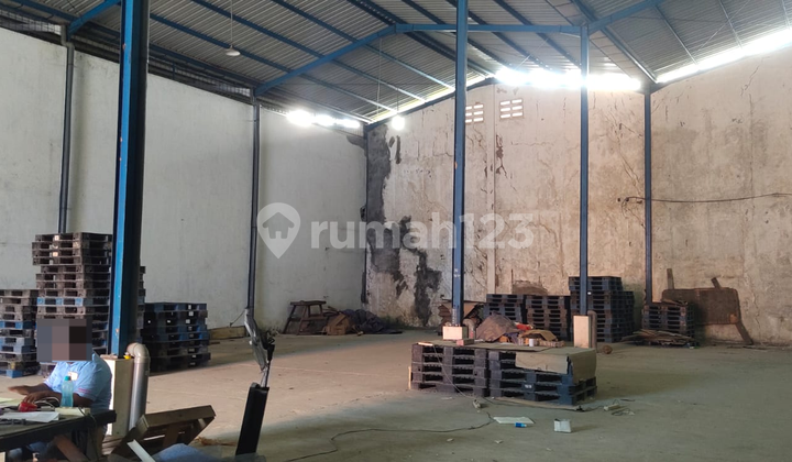 Dijual Gudang Strategis Pinggir Jalan Raya Banjarmasin Dijual Gudang Strategis Pinggir Jalan Raya Banjarmasin