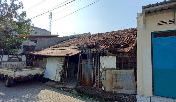 DIJUAL RUMAH HITUNG TANAH DI KOMPLEK PERUMAHAN SEMARANG 2