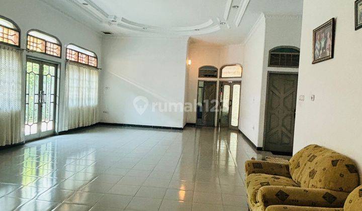 DIJUAL RUMAH/RUANG USAHA DI PINGGIR JALAN RAYA DEKAT ALUN-ALUN KOTA BATANG 2