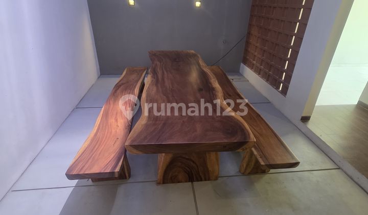 Disewakan Rumah Baru + Furnish Baru Dekat Kampus Unika Bsb City Semarang 2