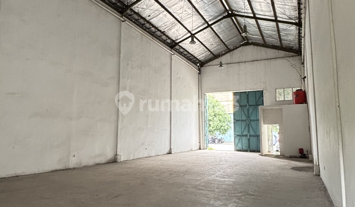 Disewakan Gudang Siap Ditempati Dekat Kawasan Industri Wijaya Kusuma Semarang 