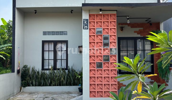 Ready-to-Occupy House in Ngalian, Semarang 1