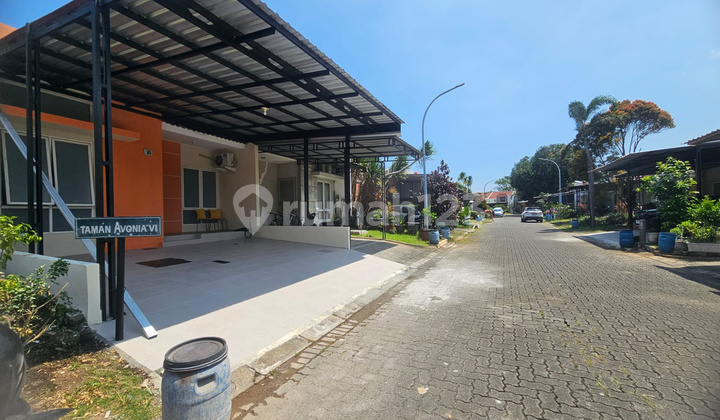 Disewakan Rumah Siap Ditempati dengan Furniture Baru di Perumahan Elit Graha Padma Semarang 2