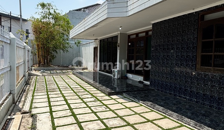 Disewakan Rumah Dekat Akses ke Bandara dan Sekolah Favorit Semarang 2